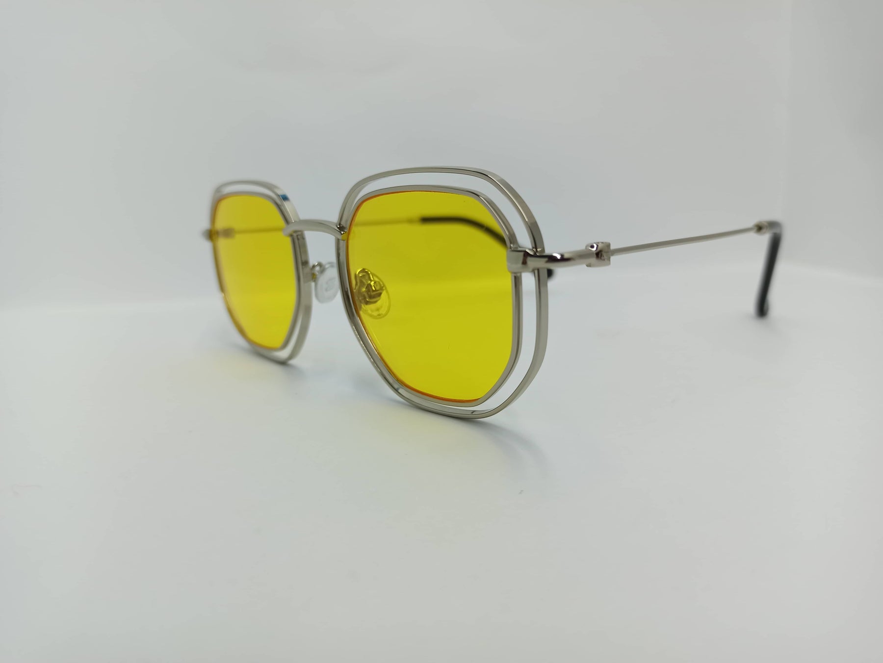 Modern Yellow Sunglass - SG289 - Metal Legs/Polycarbonate Lens - Women - Budget Sunglass - CHECKOUT