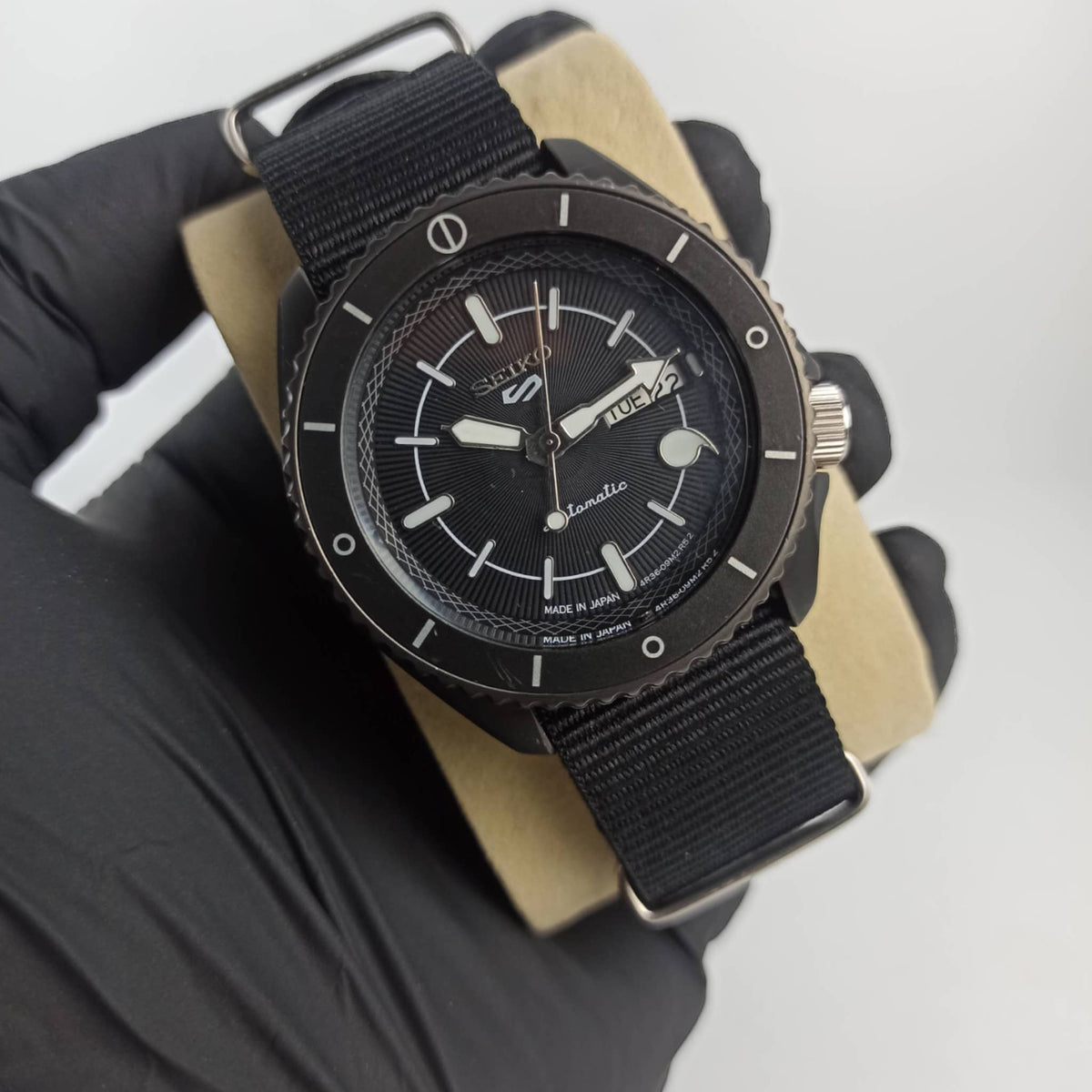 Seiko 5 - Pre-Owned Original - Automatic - Limited Edition - 42mm - Men's Watch. - CHECKOUT