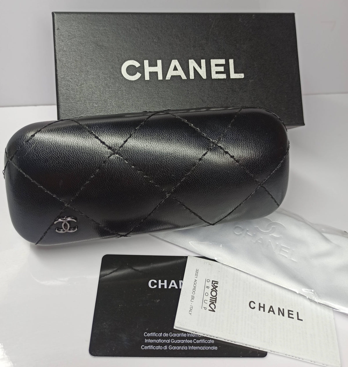 Chanel - Brand Box - CHECKOUT