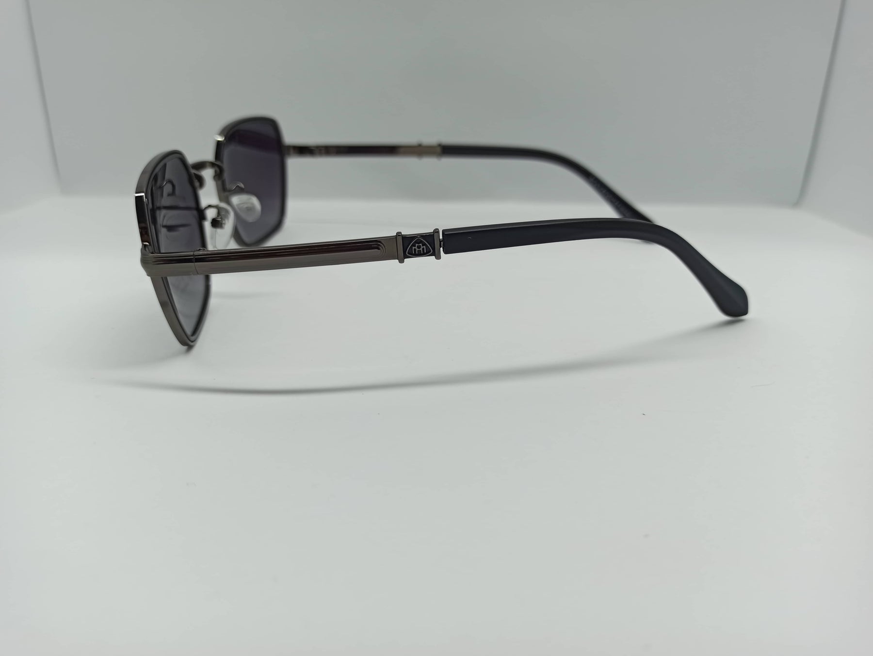 May Bach - SG267 - Grey/Black - Metal Frame - Polycarbonate Lens - Polarized - Premium Sunglass - CHECKOUT