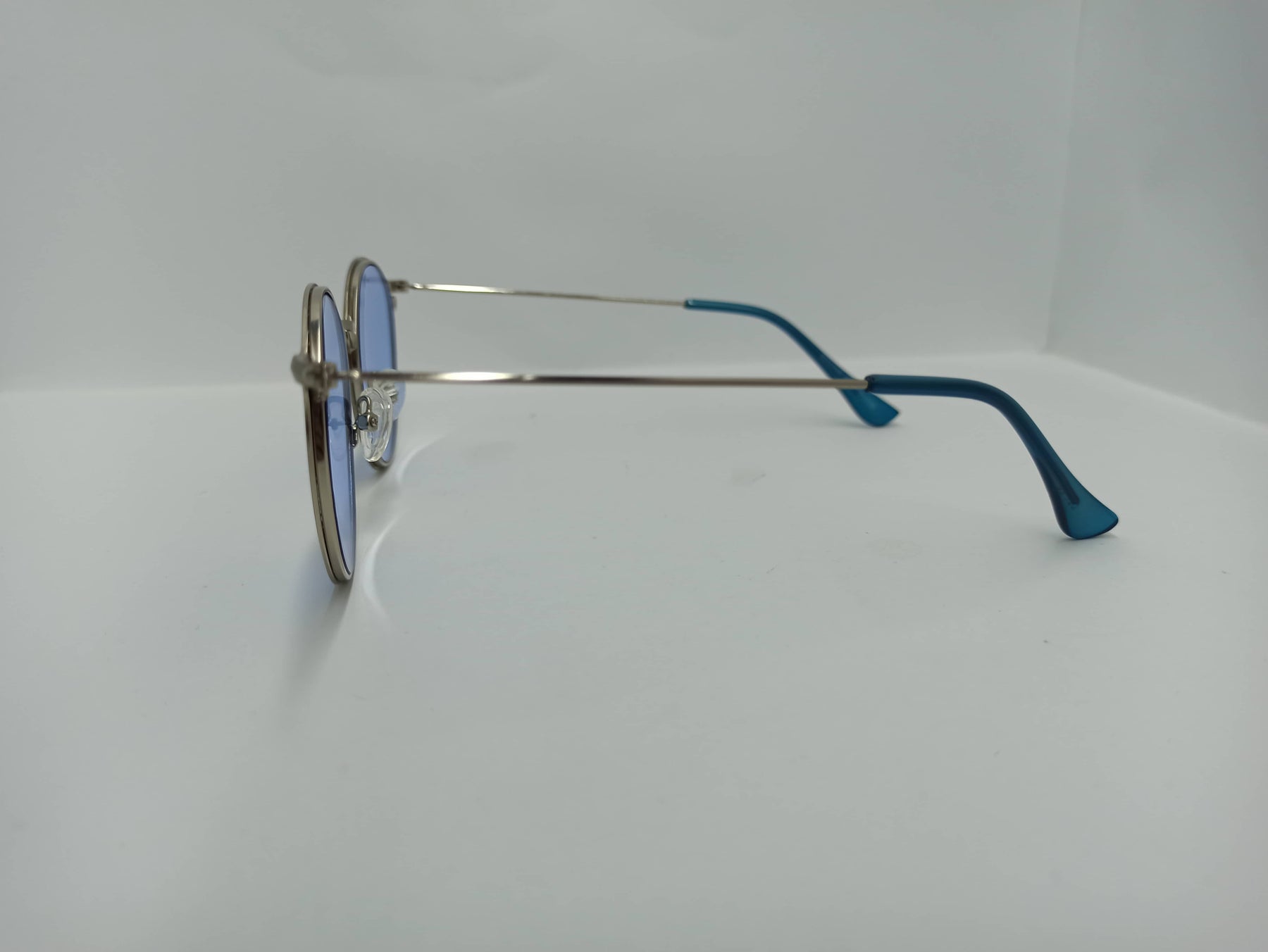Modern Blue Sunglass - SG287 - Metal Legs/Polycarbonate Lens - Women - Budget Sunglass - CHECKOUT