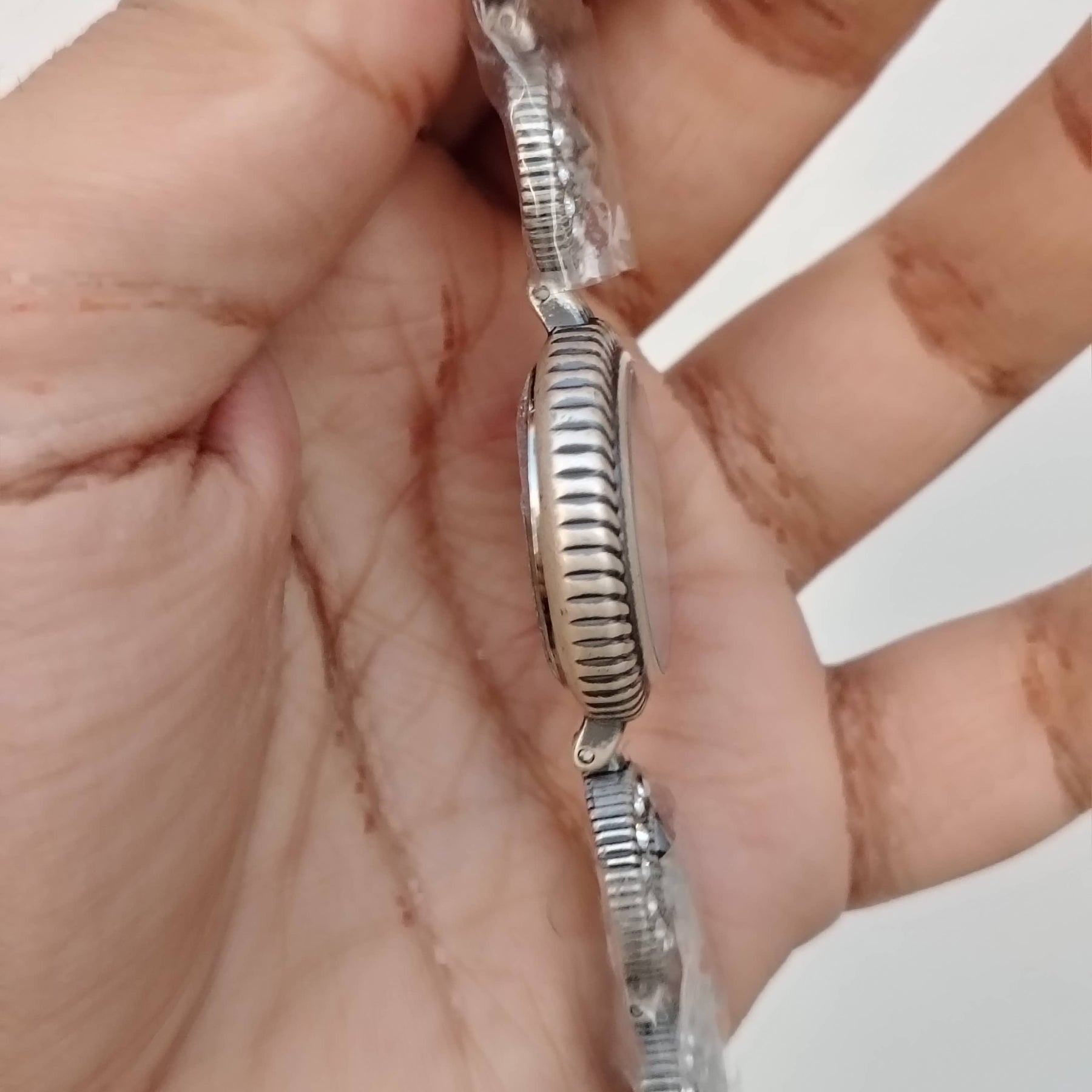 Montana - Original - Japanese Quartz - 28mm - Women's Watch