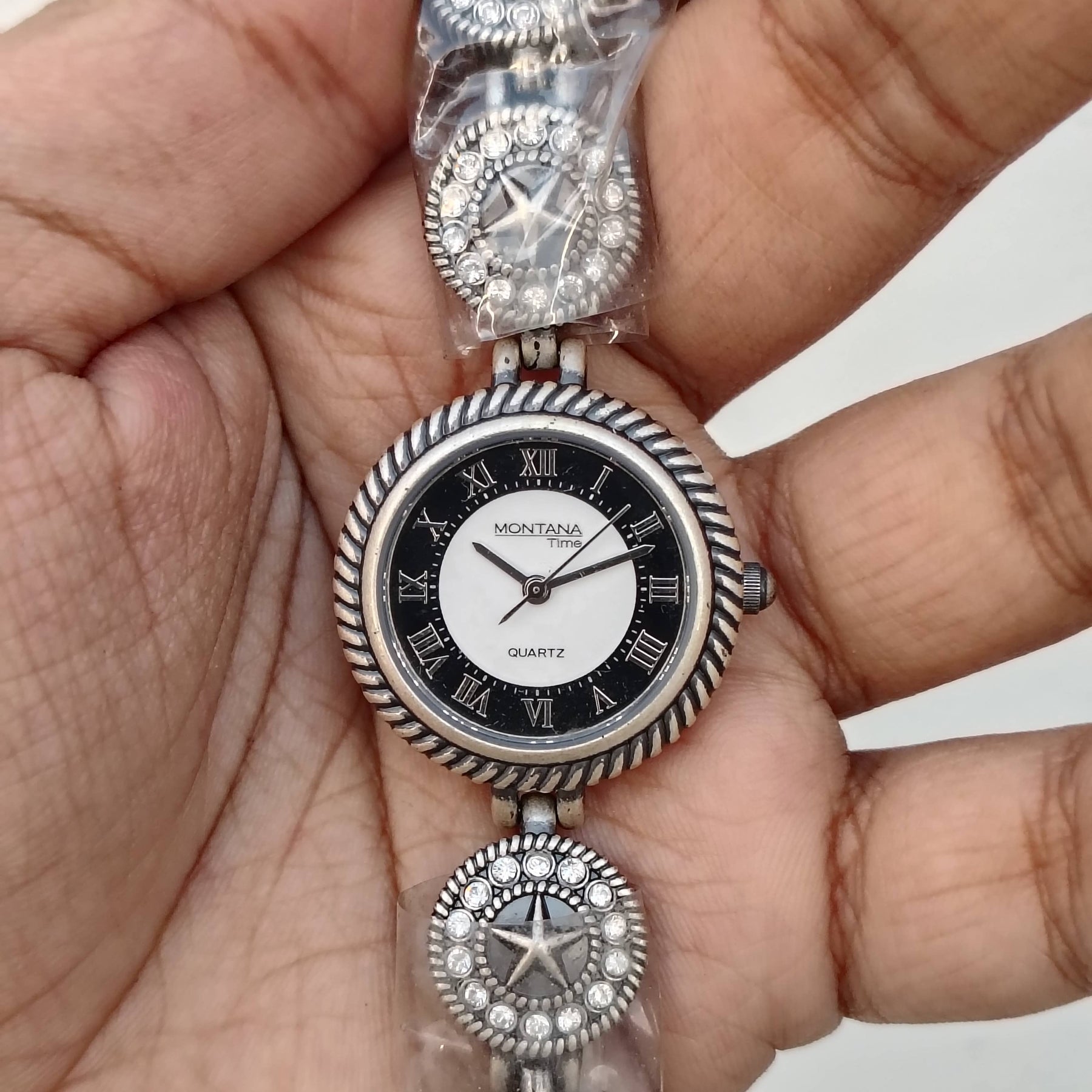 Montana - Original - Japanese Quartz - 28mm - Women's Watch