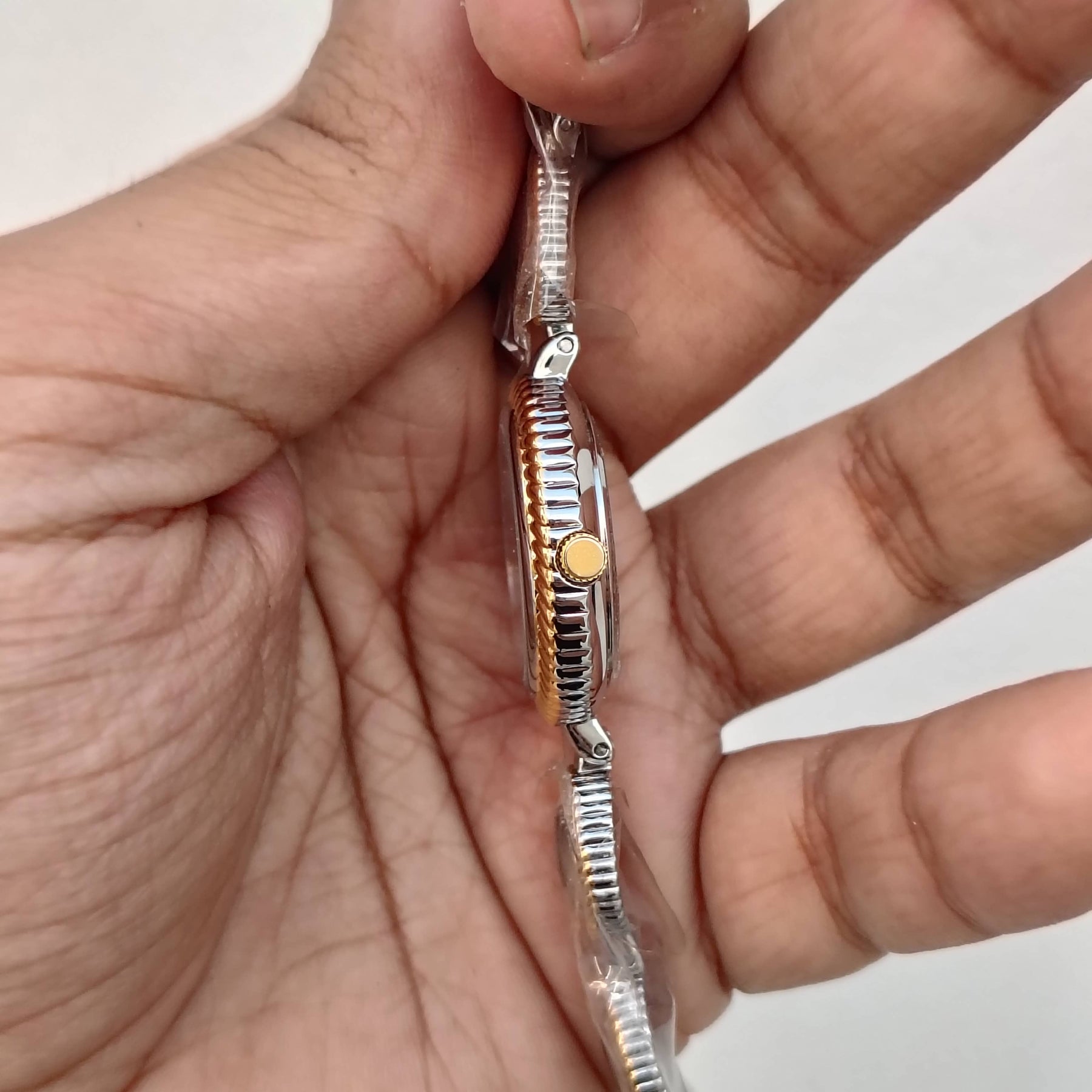 Montana - Original - Japanese Quartz - 28mm - Women's Watch