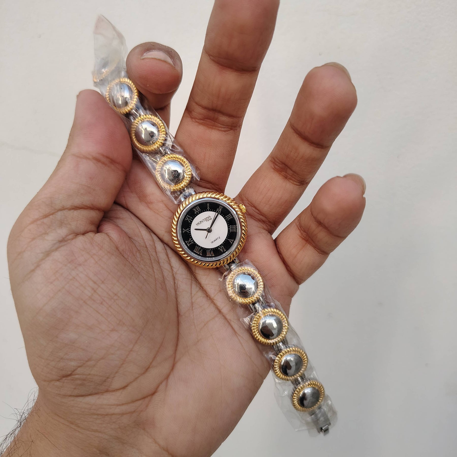 Montana - Original - Japanese Quartz - 28mm - Women's Watch