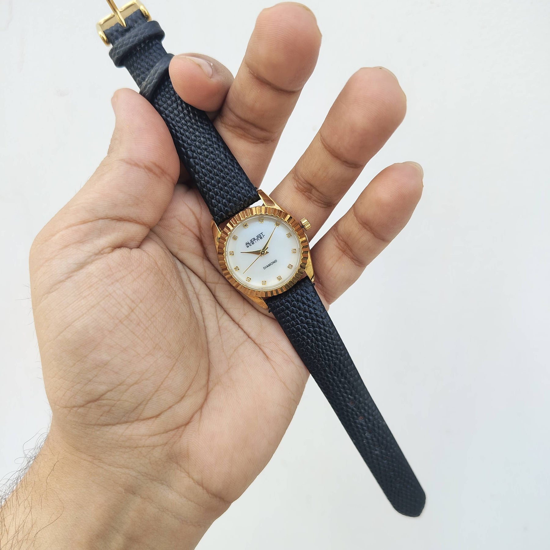 August Steiner - Original - Japanese Quartz - 32mm- Women's Watch