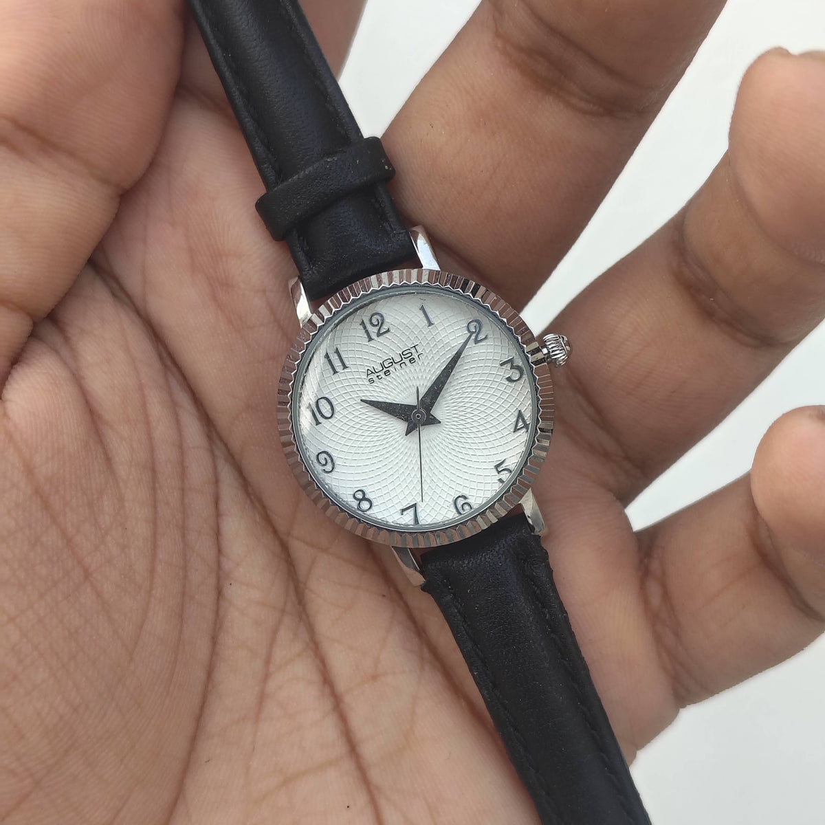 August Steiner - Original - Japanese Quartz - 32mm- Women's Watch