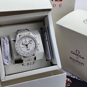 Omega x Swatch - Snoopy Edition - Master Quality - Chrono Graph - 42mm Dial Size - Men's Watch